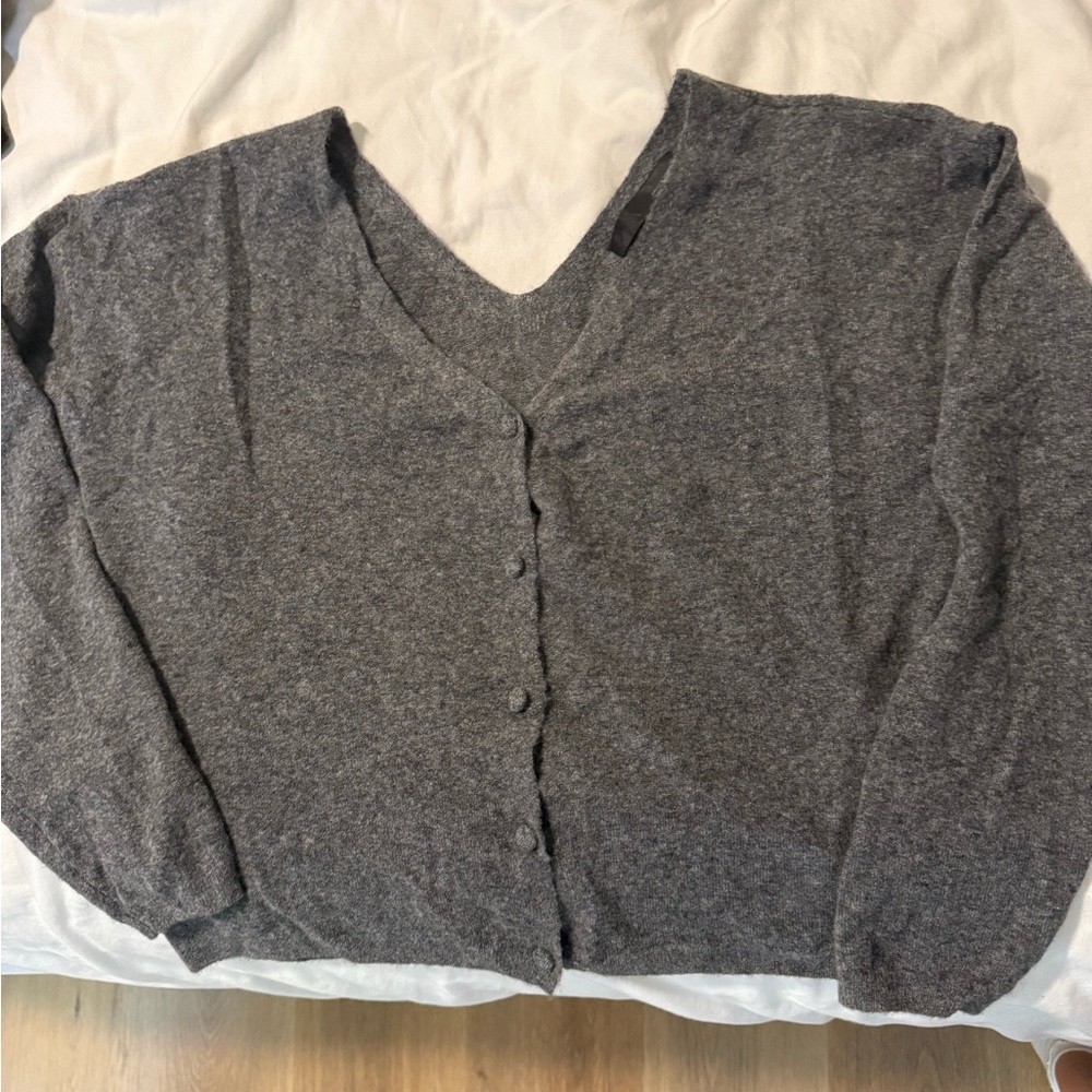 Cashmere Zara v neck cardigan